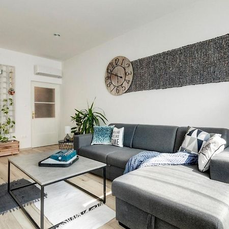 Atosland Apartment Будапеща Екстериор снимка