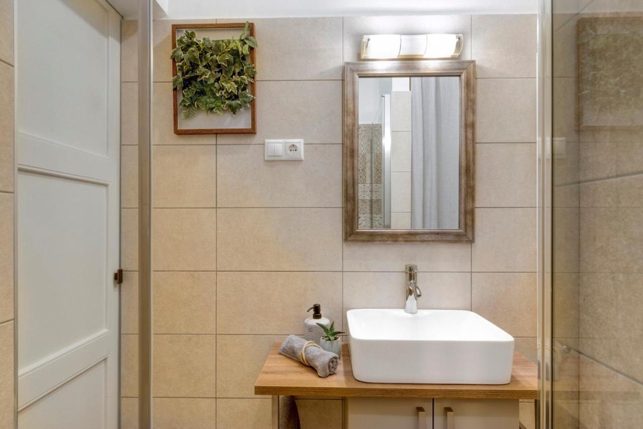 Atosland Apartment Будапеща Екстериор снимка
